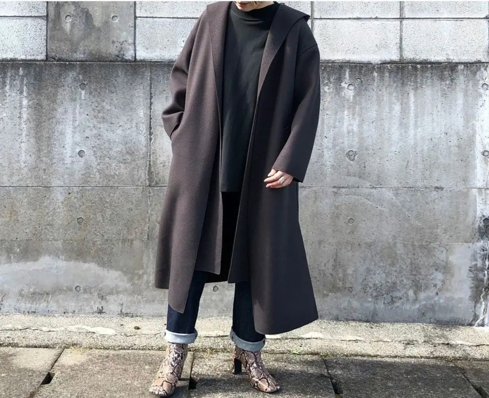 新品・タグ付き　アクータ　ロングコート　長袖　モスグリーン　オーバーサイズ 新品・タグ付きアクータロングコート長袖モスグリーンオーバーサイズ