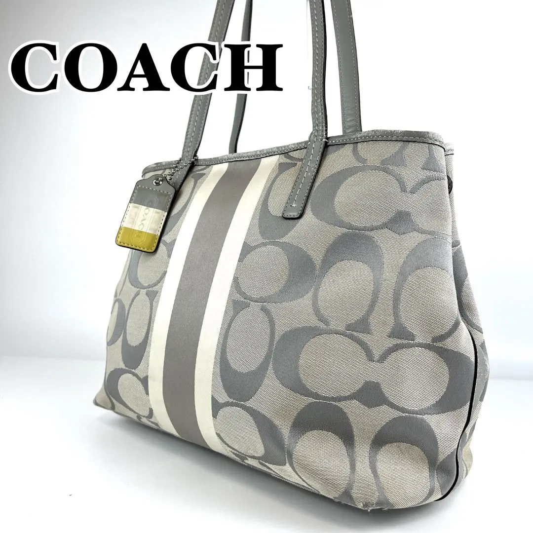 Thumbnail of COACH shoulder bag, gray, signature C1-10