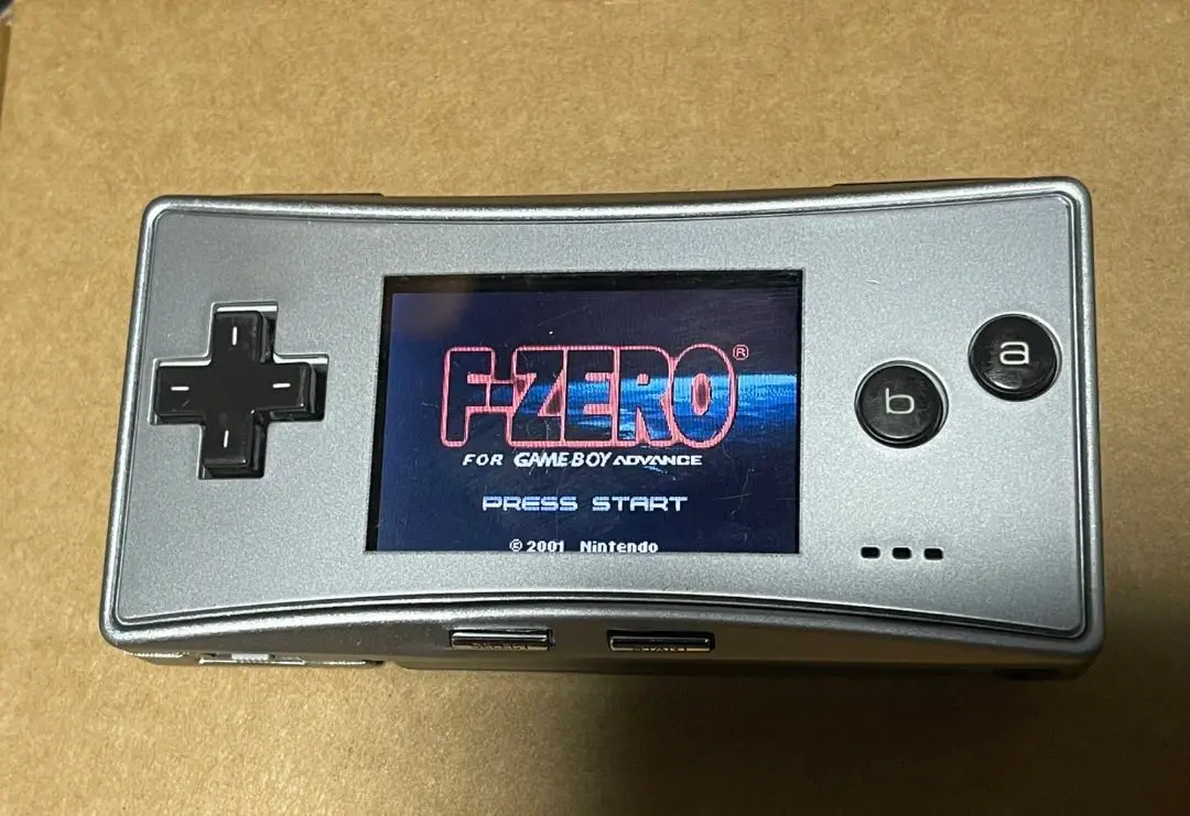 任天堂 - 【超美品】動作確認済 任天堂 ゲームボーイミクロ シルバー 純正充電器付き Amazon | ゲームボーイミクロ (シルバー) 【メーカー生産終了