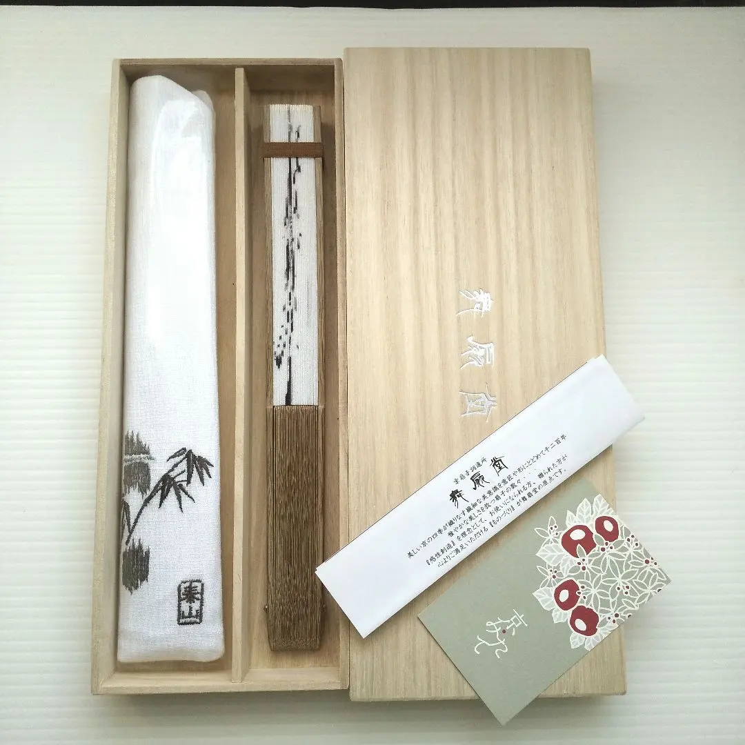 新品 男士用 竹繪圖案扇子 桐木盒裝 舞扇堂 的縮圖