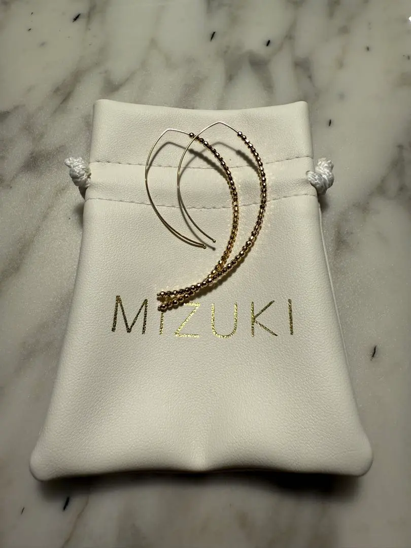 MIZUKI バナナフープピアス　【クリーニング済】 ゴールド　ラージ MIZUKI / 14KYGラージバナナフープピアス｜ESTNATION ONLINE