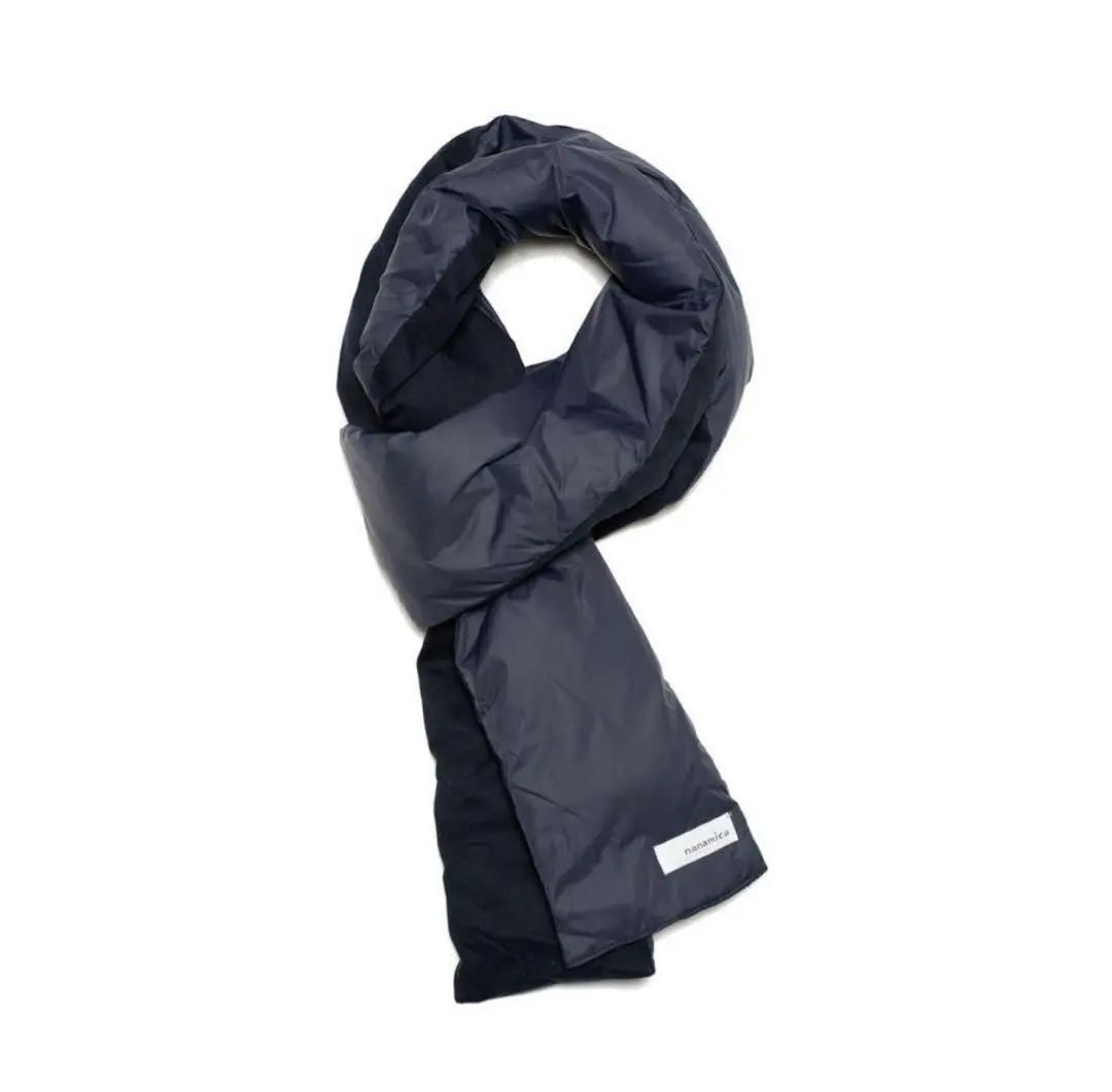 nanamica ナナミカ ダウンマフラー nanamica - Down Muffler / K(Black) | Stripe Online Store