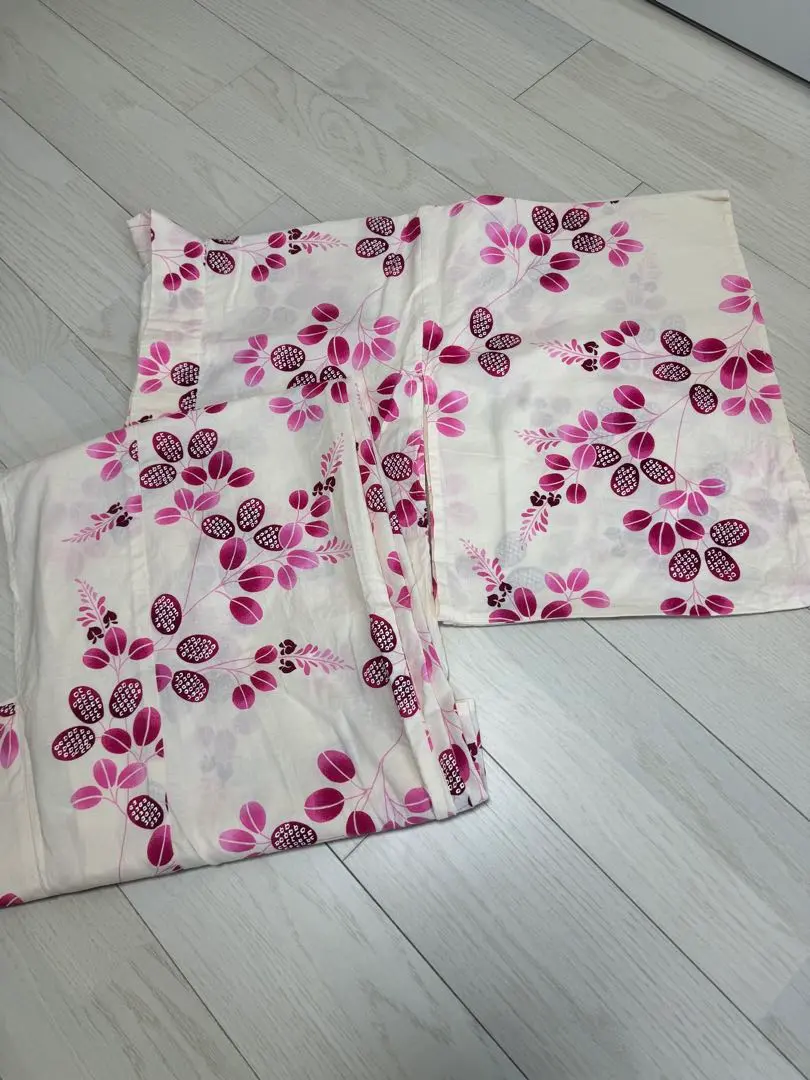 Thumbnail of Women's Yukata Floral White