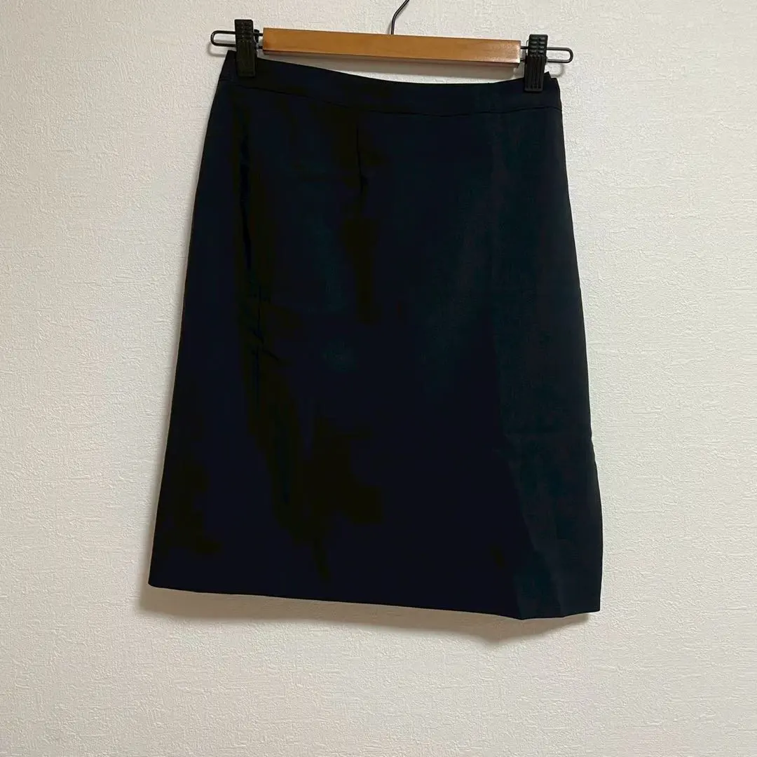 Thumbnail of MK MICHEL KLEIN Knee-length tight skirt Solid color Wool blend Black 36