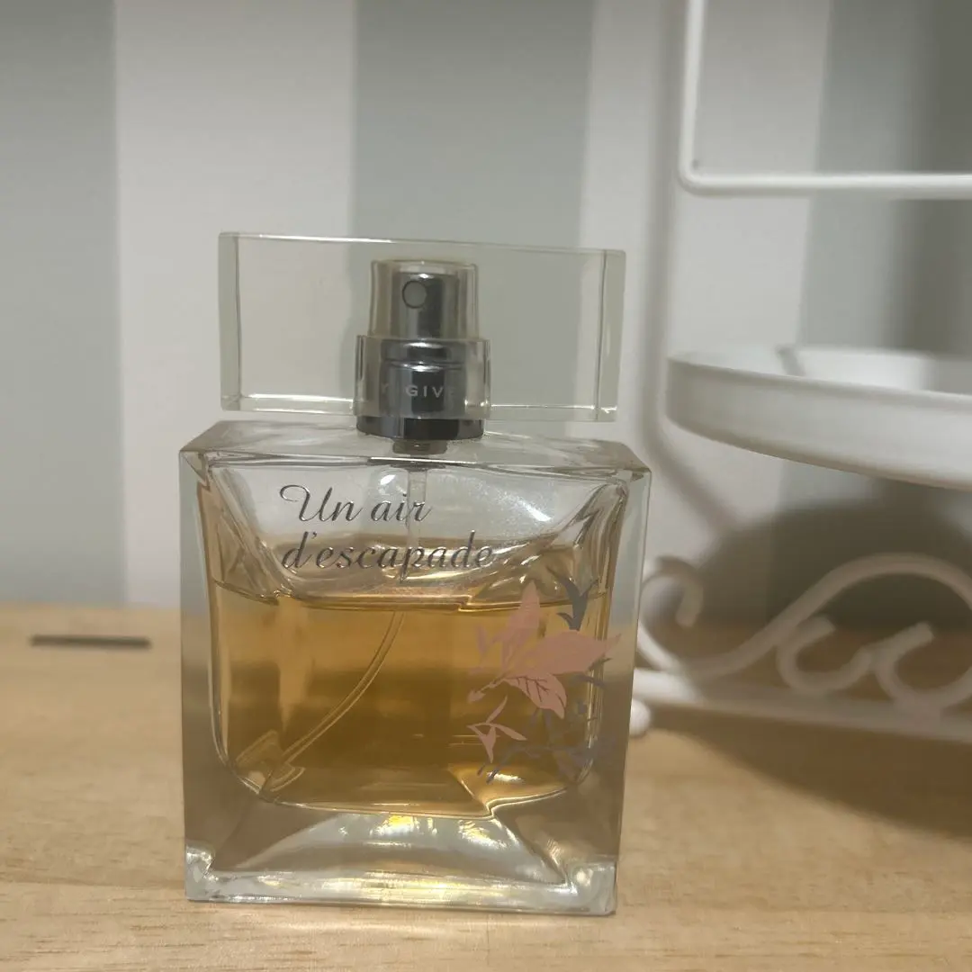 ジバンシー超レア限定香水エールエスカパード❣️ Amazon | ジバンシイ エールエスカパード オードトワレ 50ml