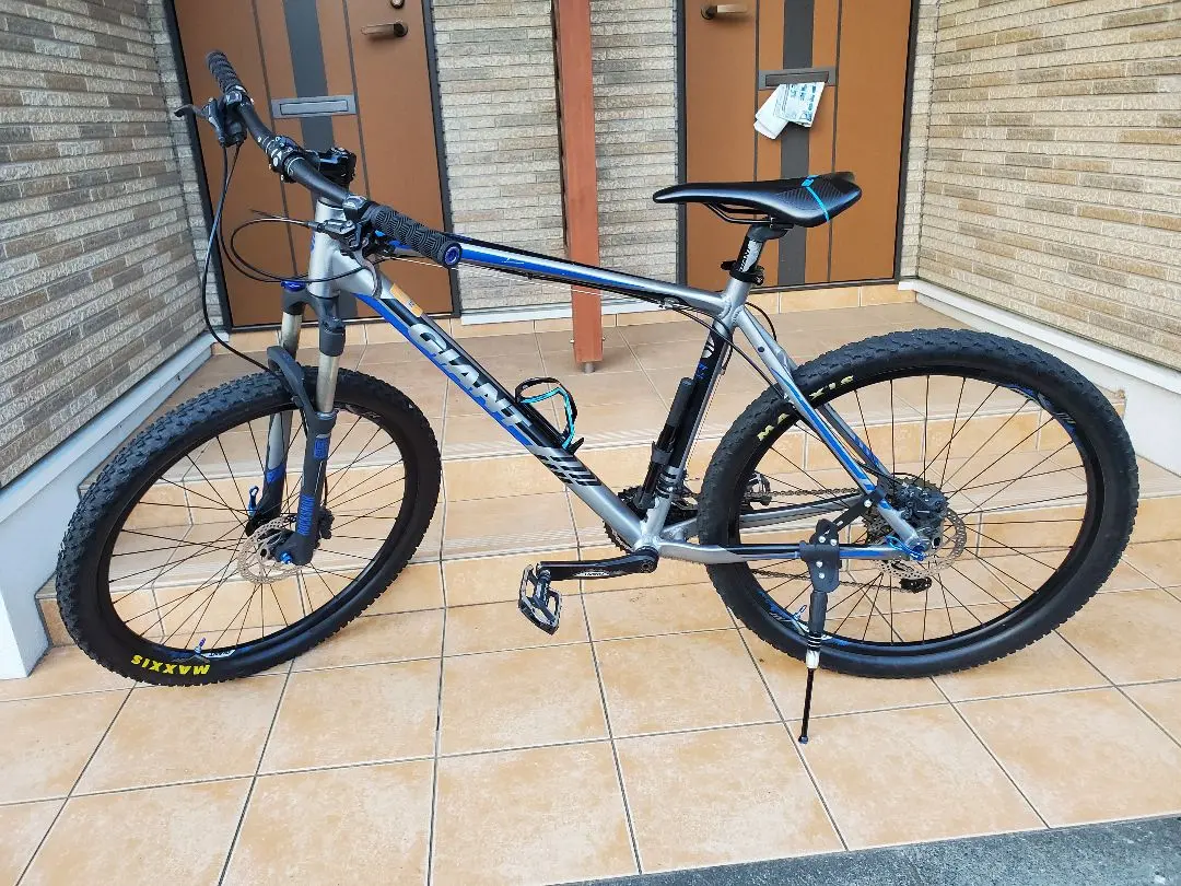マウンテンバイク TRANCE27.5 Sサイズ黒と青引取り限定