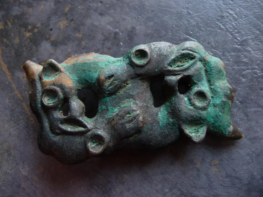 青銅器 鄂爾多斯 腰飾 的縮圖