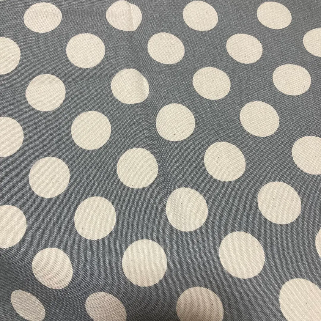 Thumbnail of Dot-patterned No. 11 canvas (slightly imperfect)