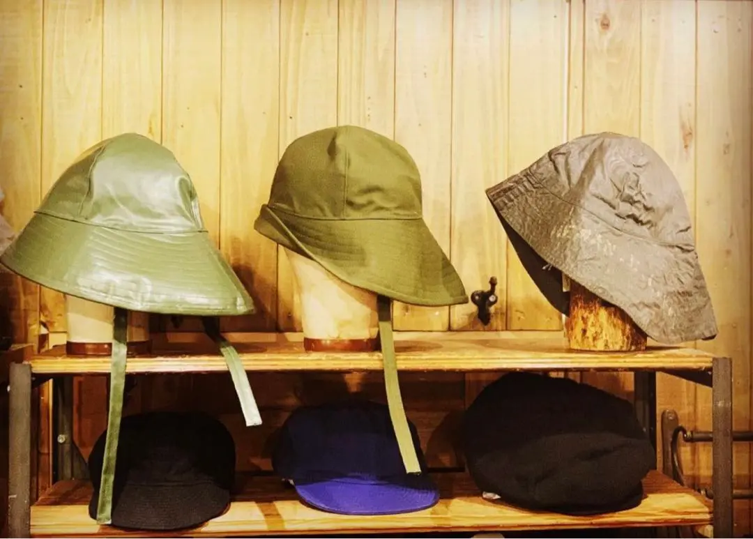 極美品　JANTIQUES 内田商店　オリジナル　リネンハット　黒 極美品 JANTIQUES 内田商店 オリジナル リネンハット 黒 - メルカリ