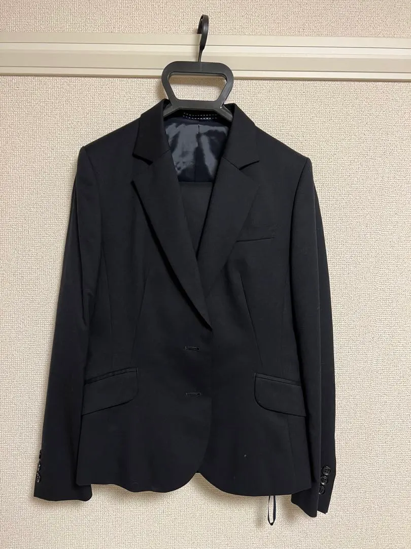 Thumbnail of Aoki suits (suits, pants, skirts, white dress shirts) - 4 sets