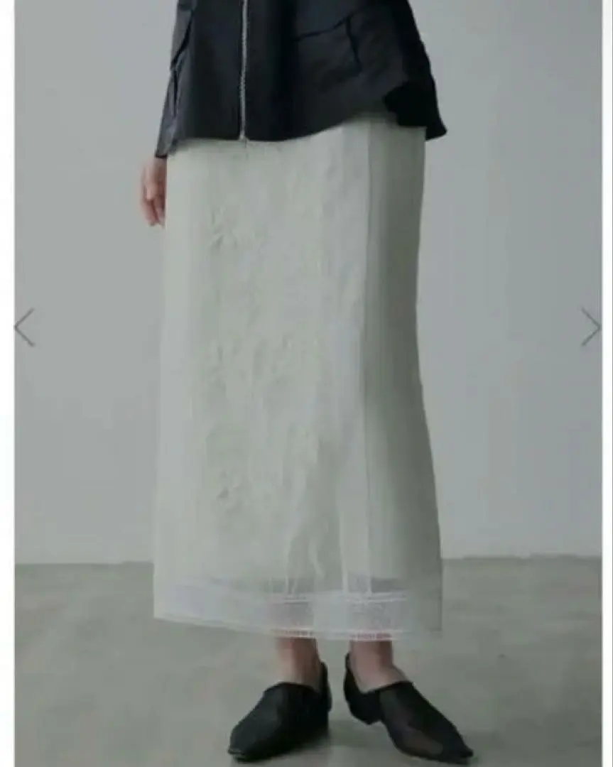 スカート DIMENSIONAL FLOWER SHEER SKIRT AMERI Ameri（アメリ）の「DIMENSIONAL FLOWER SHEER SKIRT（スカート