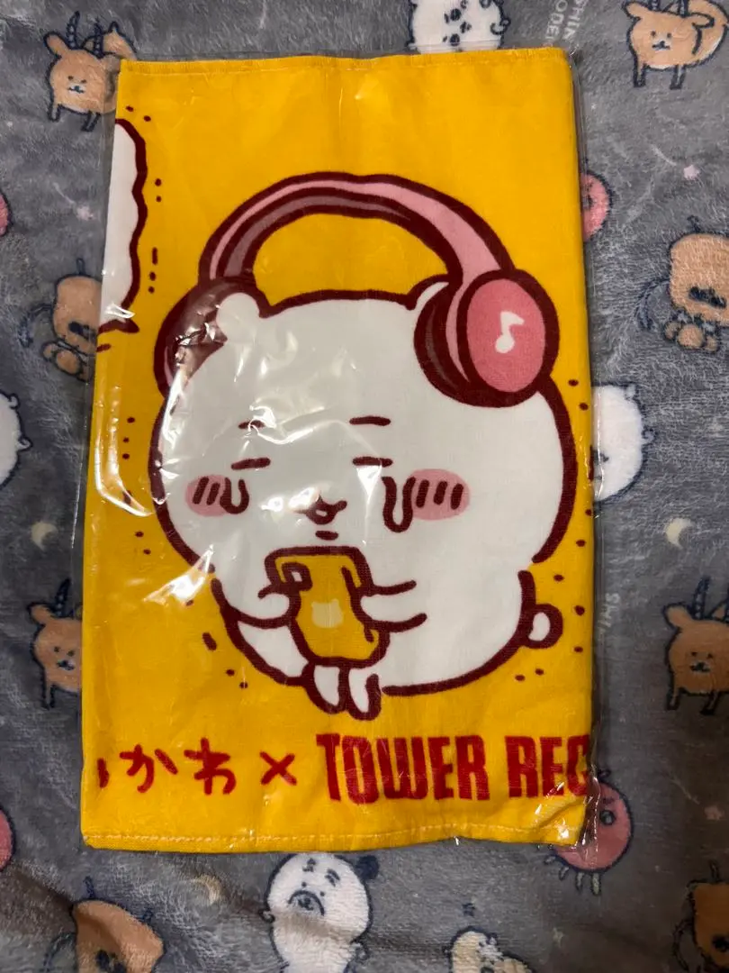 ちいかわ×タワーレコード 限定コラボグッズ フェイスタオル タワレコ 新品未開封 ちいかわ × TOWER RECORDS フェイスタオル - メルカリ