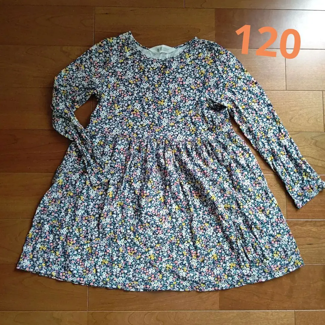 Thumbnail of H&M floral dress, size 120