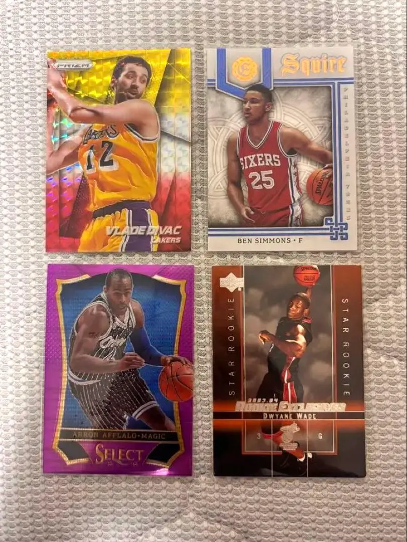 NBA 卡片 4 張套組 序列號 卡片 RC 傳奇球星 總結販售 的縮圖