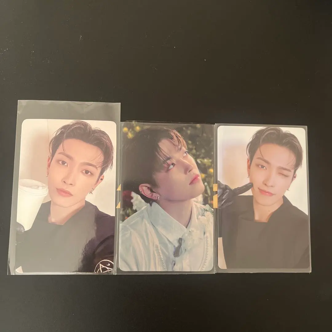 Thumbnail of ATEEZ Hongjoong photocard golden hour part.2