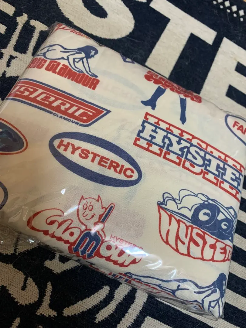 HYSTERIC ノベルティ シーツ HYSTERIC GLAMOUR - ⭐️HYSTERIC GLAMOUR 🌙シーツ＆ピロセット