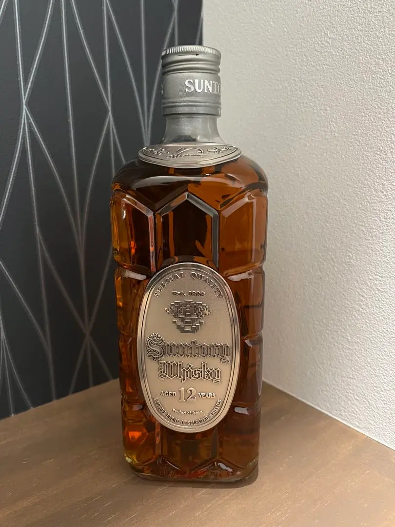 サントリー - 未開封 サントリー　銀の特角　12年 700ml 箱 元箱 紙付き 非売品 kakugin-400x300.jpg