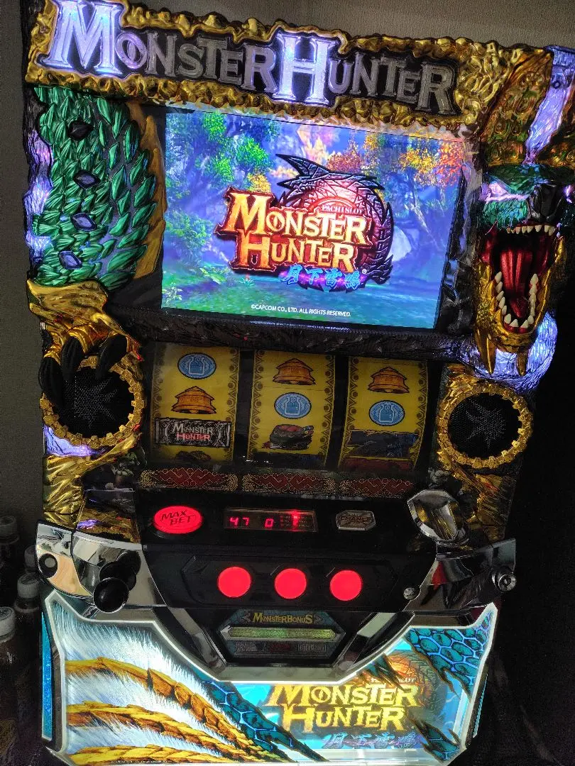 パチスロ実機モンスターハンター月下雷鳴⚠️配送も条件が合えば可能です 楽天市場】モンスターハンター（モンハン）～月下雷鳴～メダル
