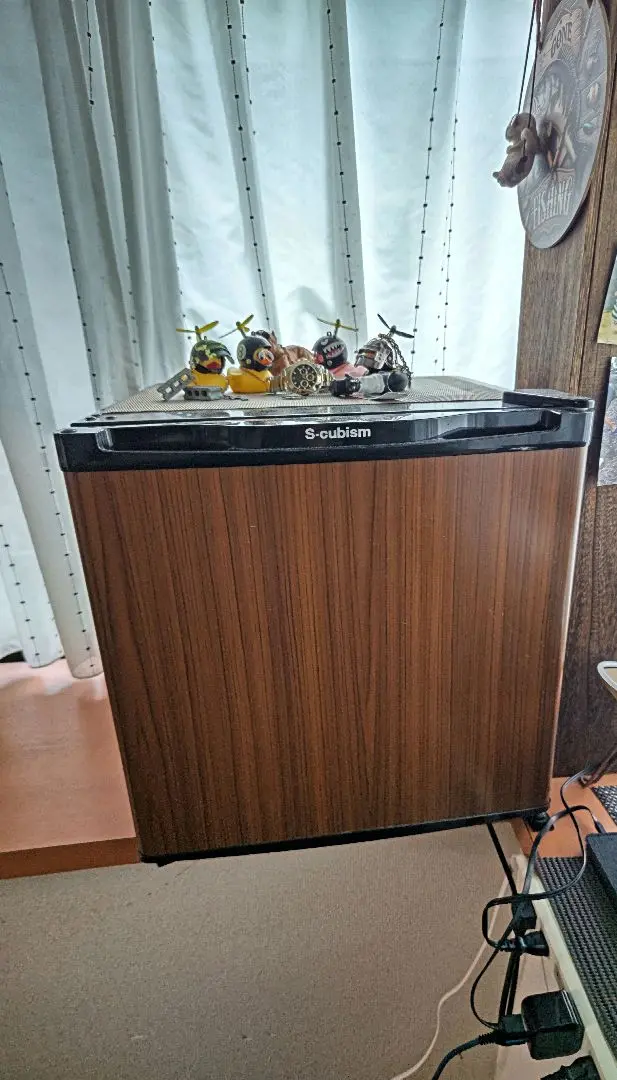 S-cubism 木目調1ドア冷蔵庫46L WR-1046WD ヨドバシ.com - エスキュービズム ASPILITY アスピリティー 1