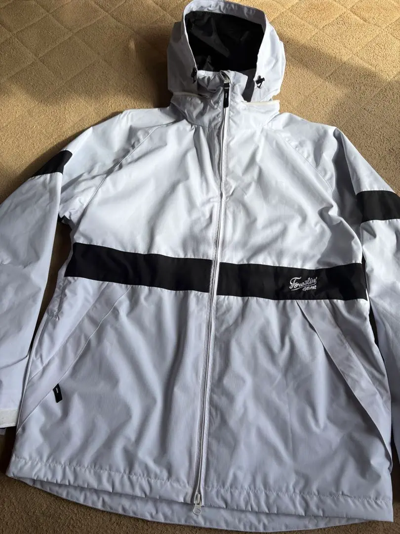 ERG FORESTIN GEAR  スノーボードウェア  コーチレイヤード調 ERG FORESTIN GEAR スノーボードウェア コーチレイヤード調の