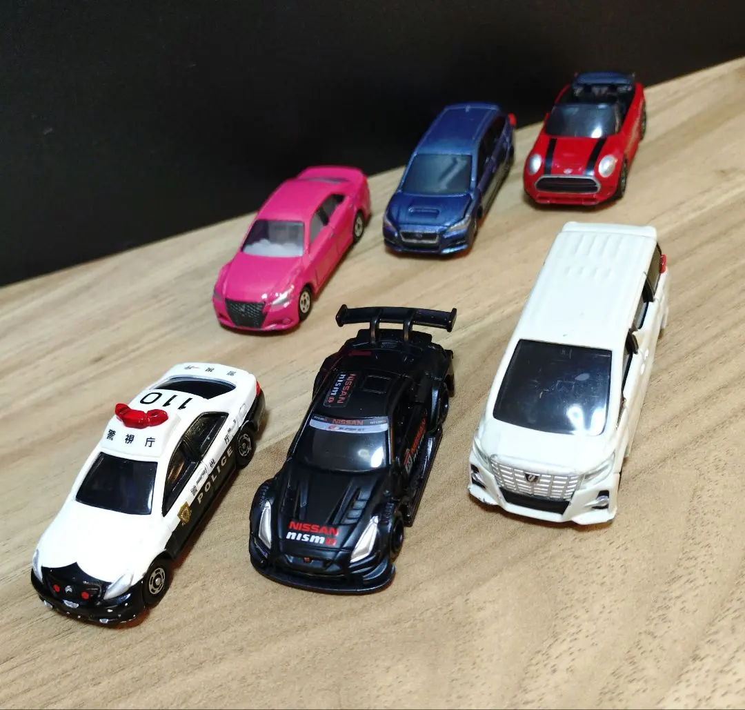 Thumbnail of Price reduced! Tomica Mini Car Set - 6 Cars