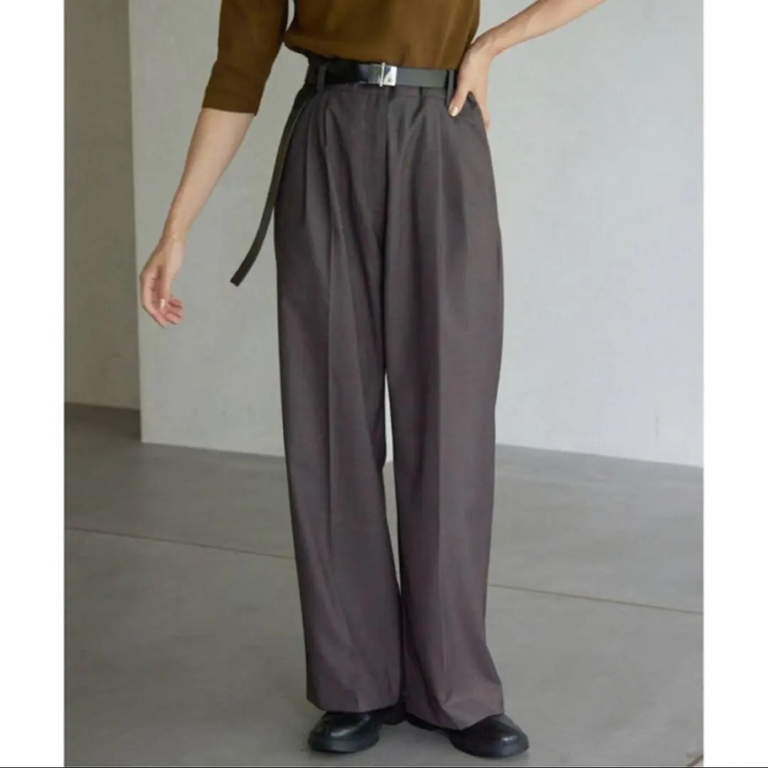 Thumbnail of New SLOBE IENA Two-Tuck Trousers Slacks Gray Size 36