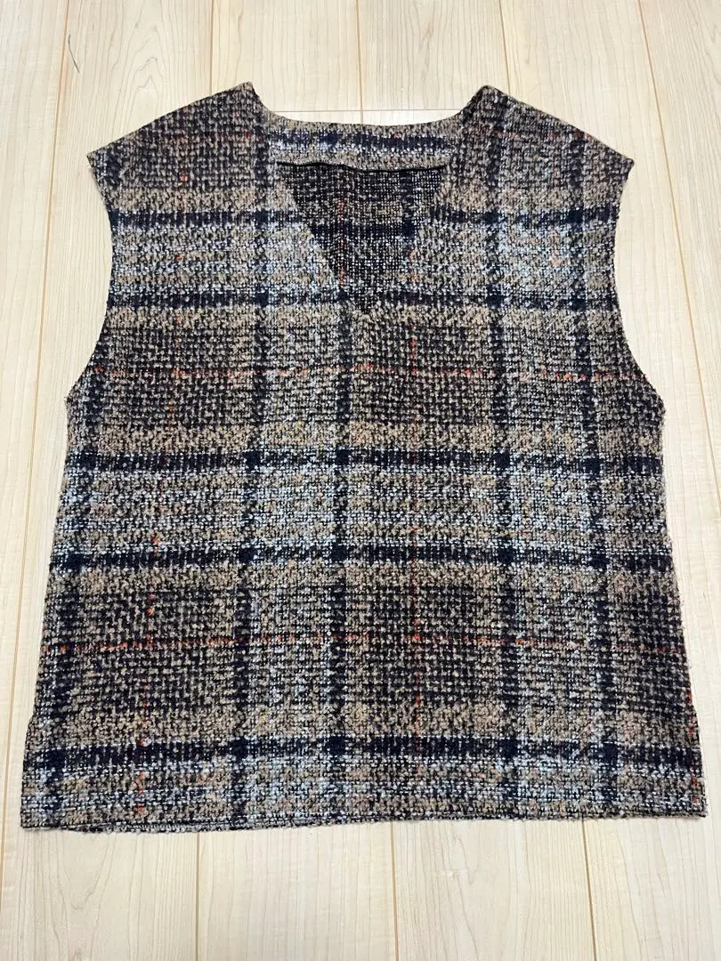 粗花呢風針織背心 的縮圖