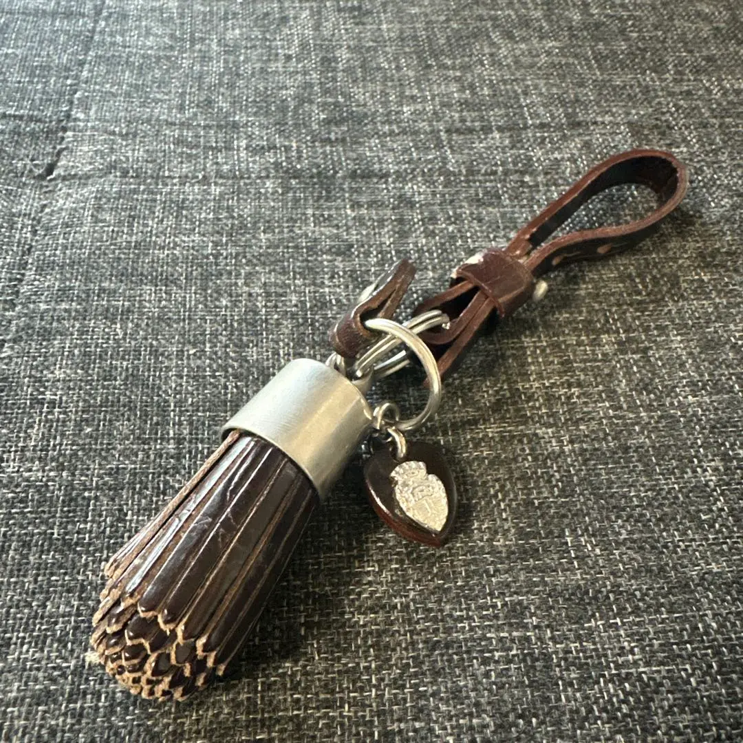 フェリージ　Felisi レザーキーホルダー　ネイビー　新品未使用　タグ付き Felisi｜【Felisi/フェリージ】レザー キーホルダー キーリング
