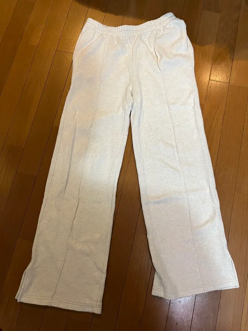 Thumbnail of Aerie sweatpants, cream color