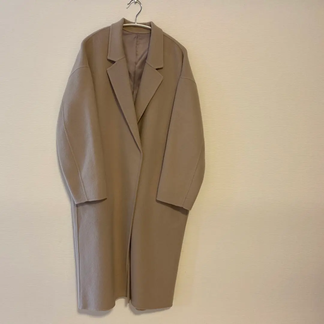 Thumbnail of Beige Chester coat, oversized
