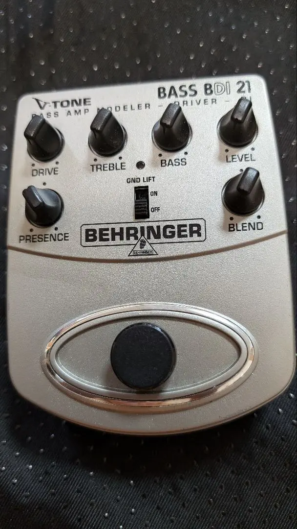 Behringer Bass Driver DI BD121 ベースプリアンプ BEHRINGER BDI21 ベース プリアンプ ベースエフェクター