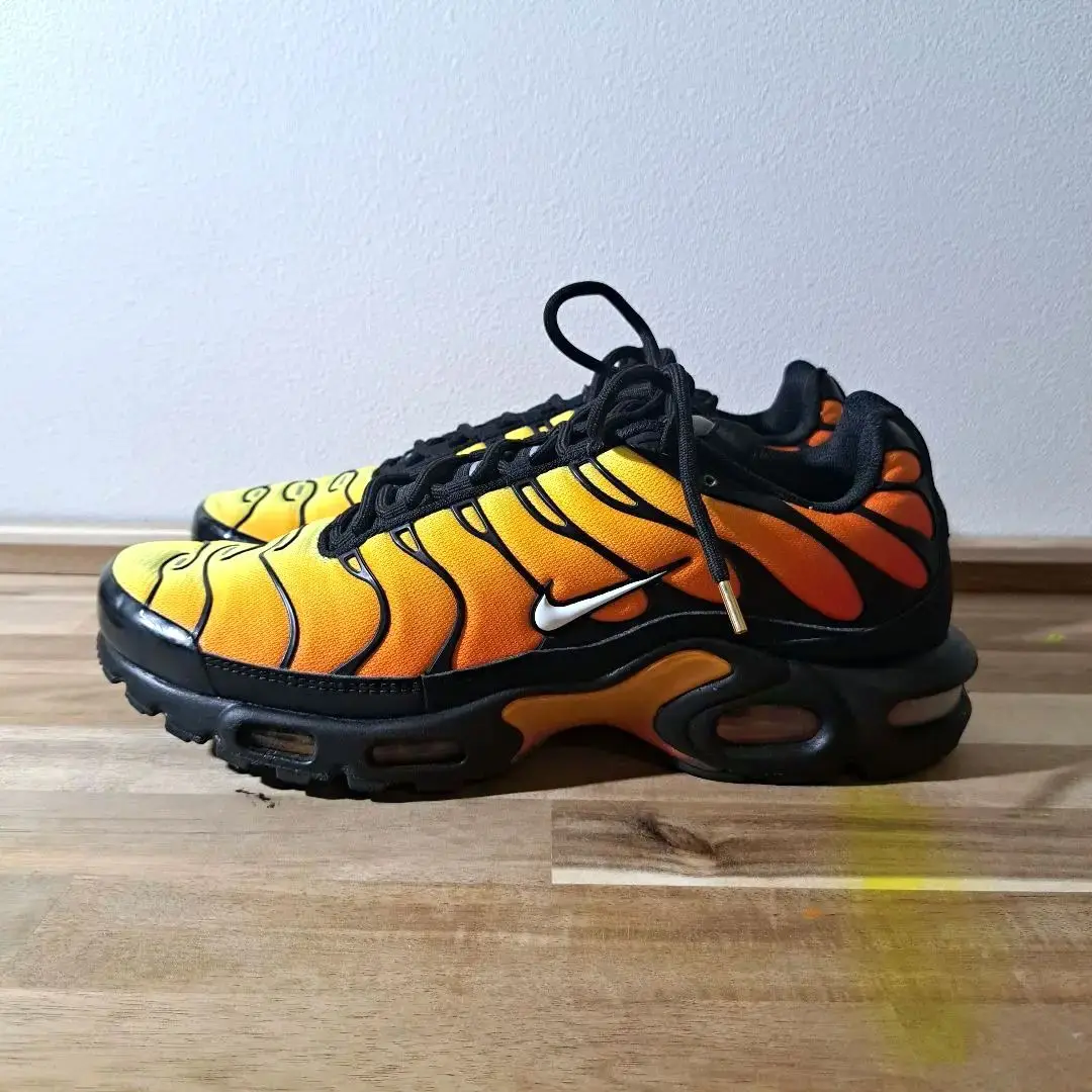 2025年最新】air max plus tigerの人気アイテム - メルカリ