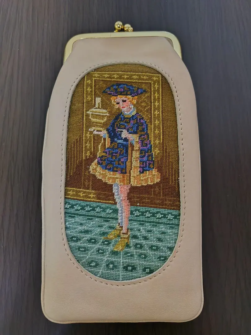 久家道子　プチポアン　ロココ時代コブラン刺繍　シルク  素晴らしい作品❣️ 久家道子プチポアン刺繍協会作品展 作品展に向けて作られた作品