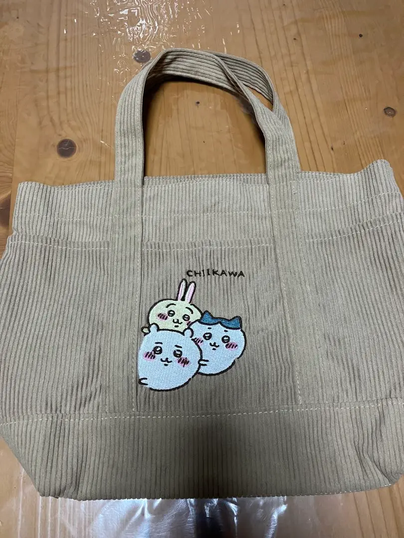 ちいかわ ハチワレ ボア コーデュロイ ミニトート バック パッツン ちいかわ ハチワレ ボア コーデュロイ ミニトート バック パッツン
