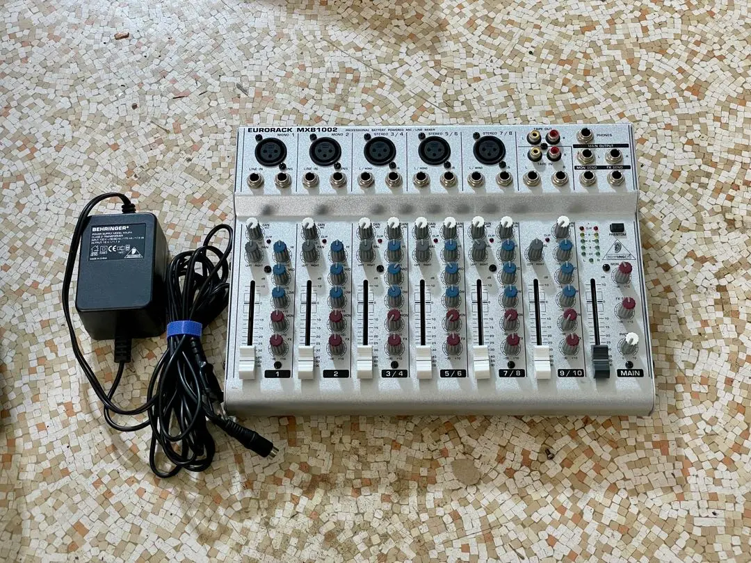ベリンガー BEHRINGER MXB1002 アマログミキサー Amazon.com: Behringer Eurorack MXB1002 10-Channel Mixer