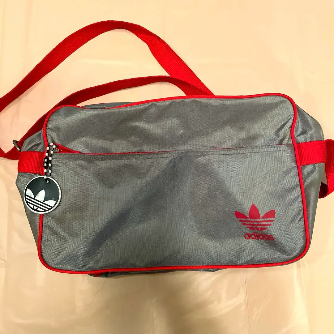 2025年最新】Old adidas 素材：ナイロン ショルダーバッグの人気