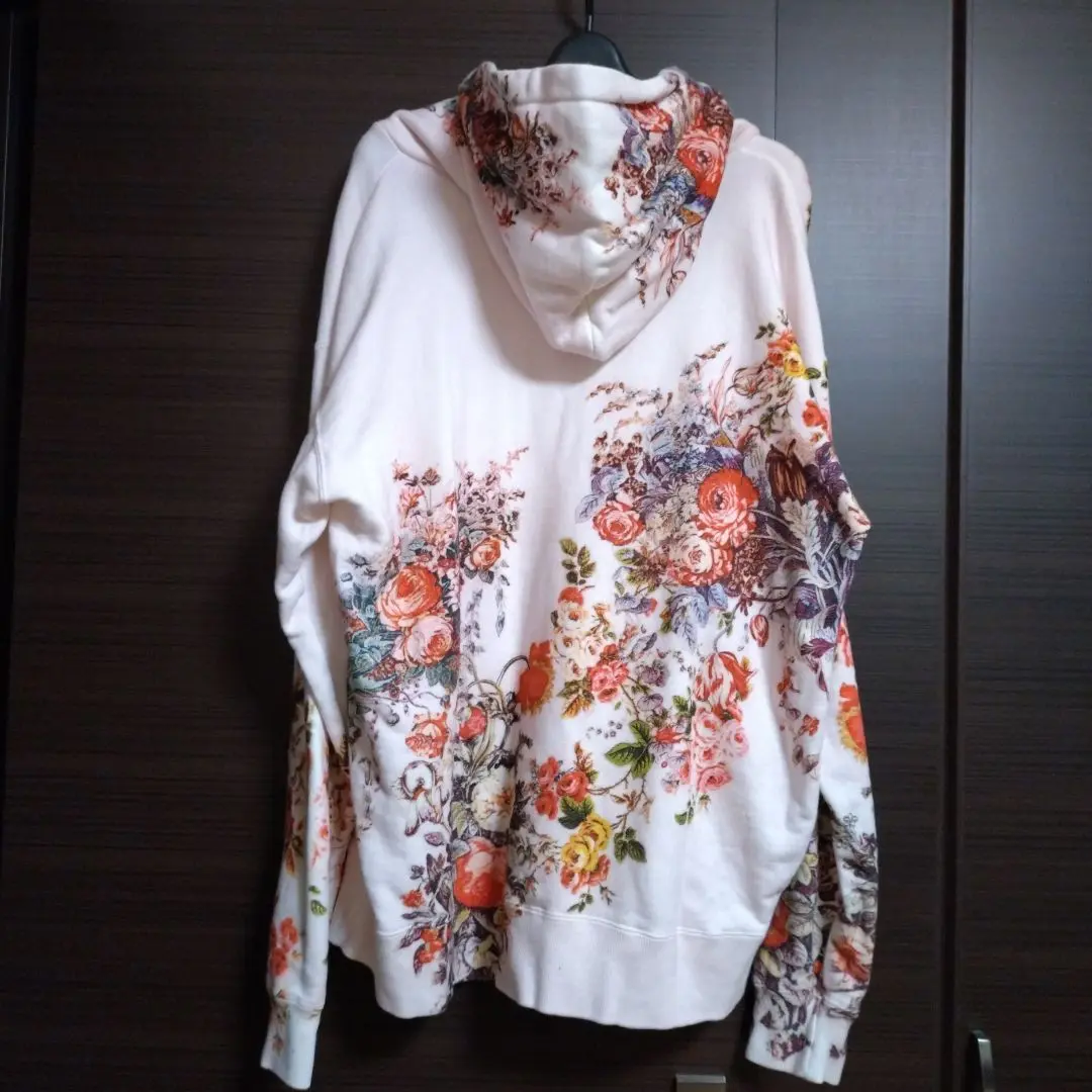 あちゃちゅむ　刺繍ptBIGパーカー　お花 AHCAHCUM あちゃちゅむ お花体ジップパーカー（クロ）01-231-0702