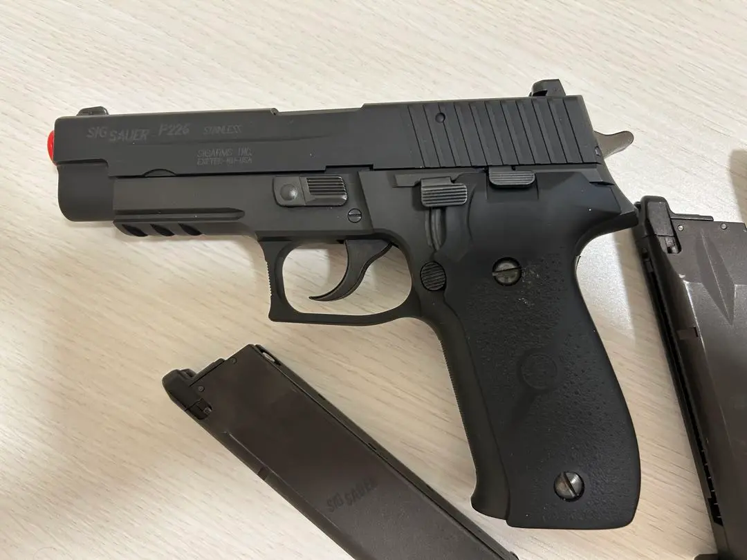 マルイ　SIGＰ226 Black Howk　SIG用ホルスター　ベルト付 Amazon | ブラックホーク SERPA Sportster マルイP226/P226E2