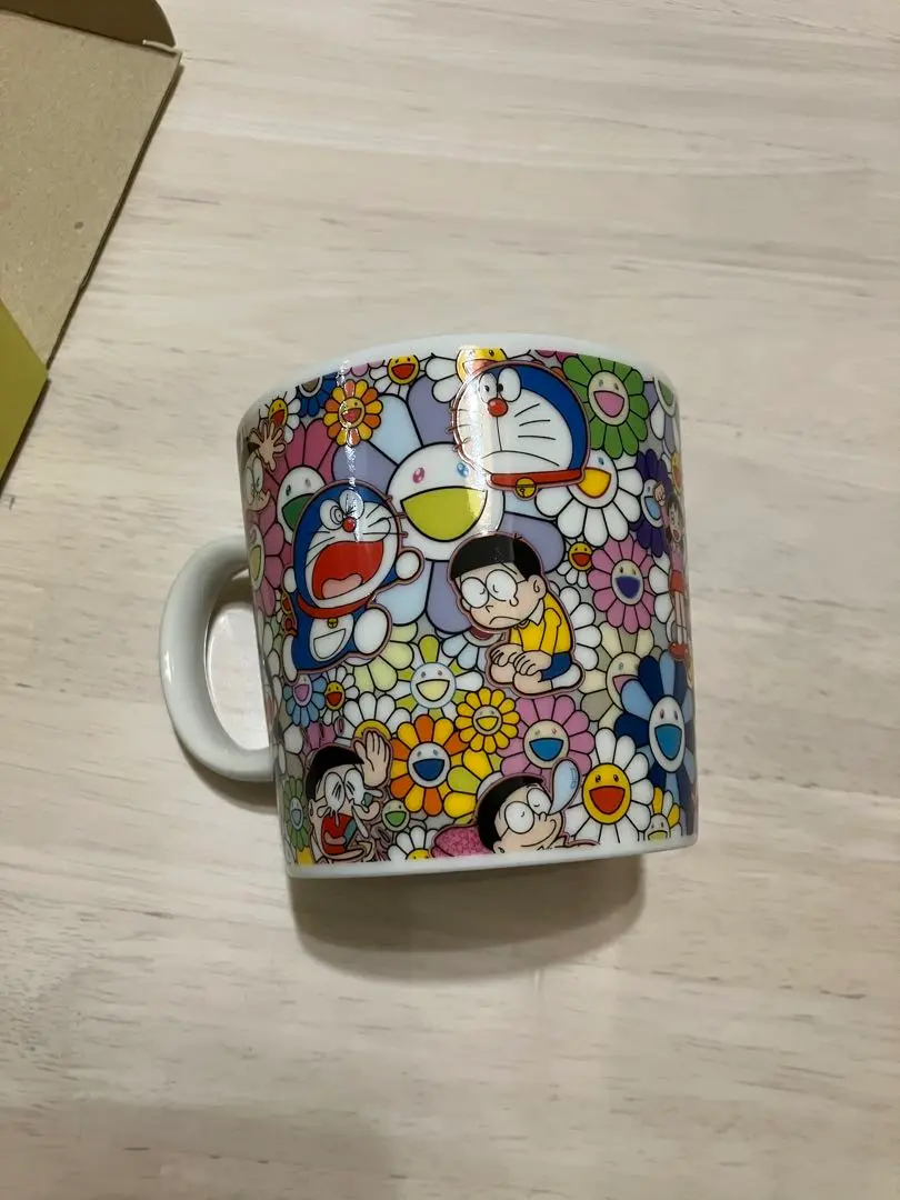 ドラえもん 村上隆　マグカップ 陶器製 花柄 ドラえもん 村上隆 マグカップ 陶器製 花柄 - メルカリ