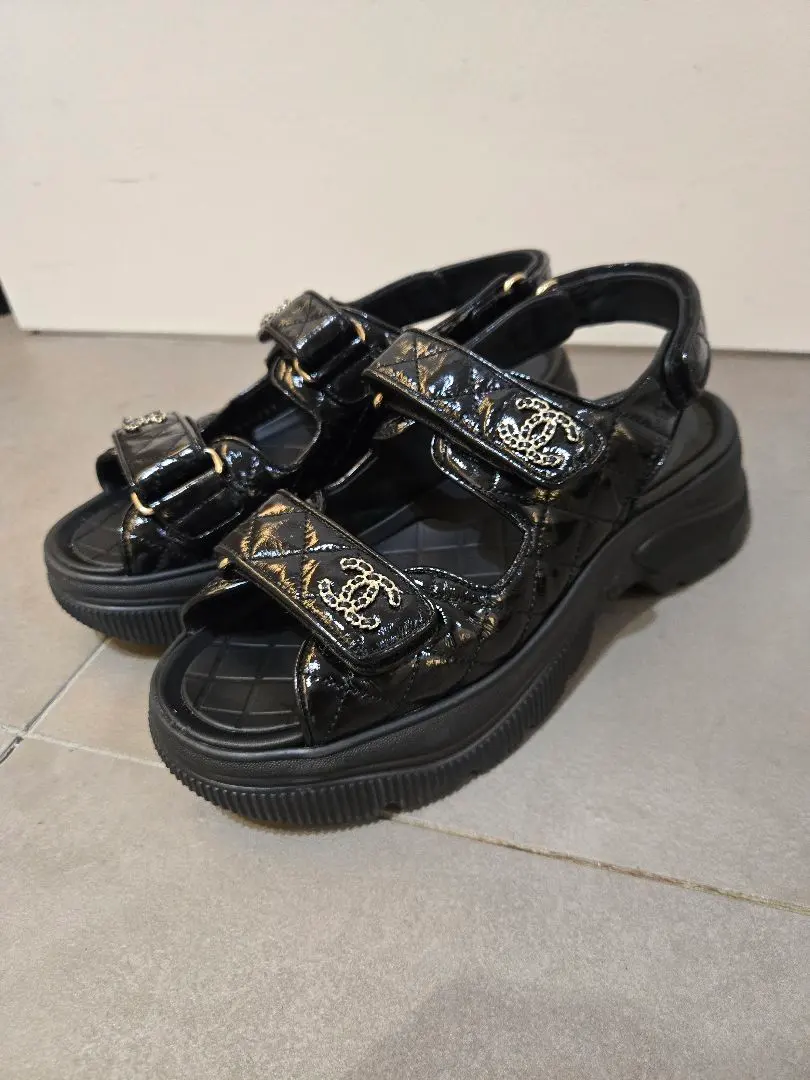 2025年最新】シャネル 新作 サンダルの人気アイテム - メルカリ