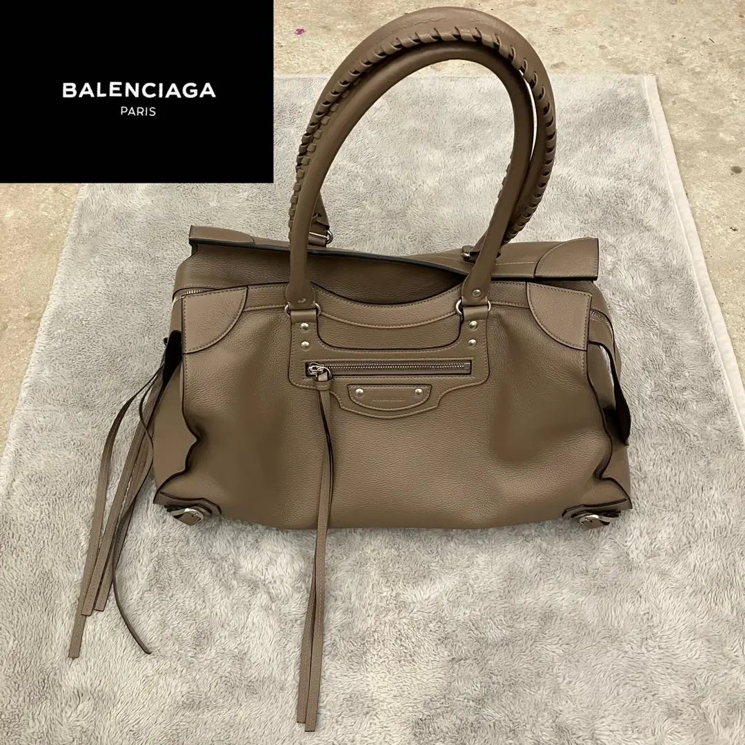BALENCIAGA バレンシアガ ナイロン ボストンバッグ ブラウン 2025年最新】BALENCIAGA カラー：ブラウン系 ボストンバッグ