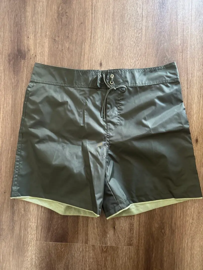 Stockholm (Surfboard) Club 薄緑 ショートパンツ Stockholm (Surfboard) Club 薄緑 ショートパンツ - メルカリ
