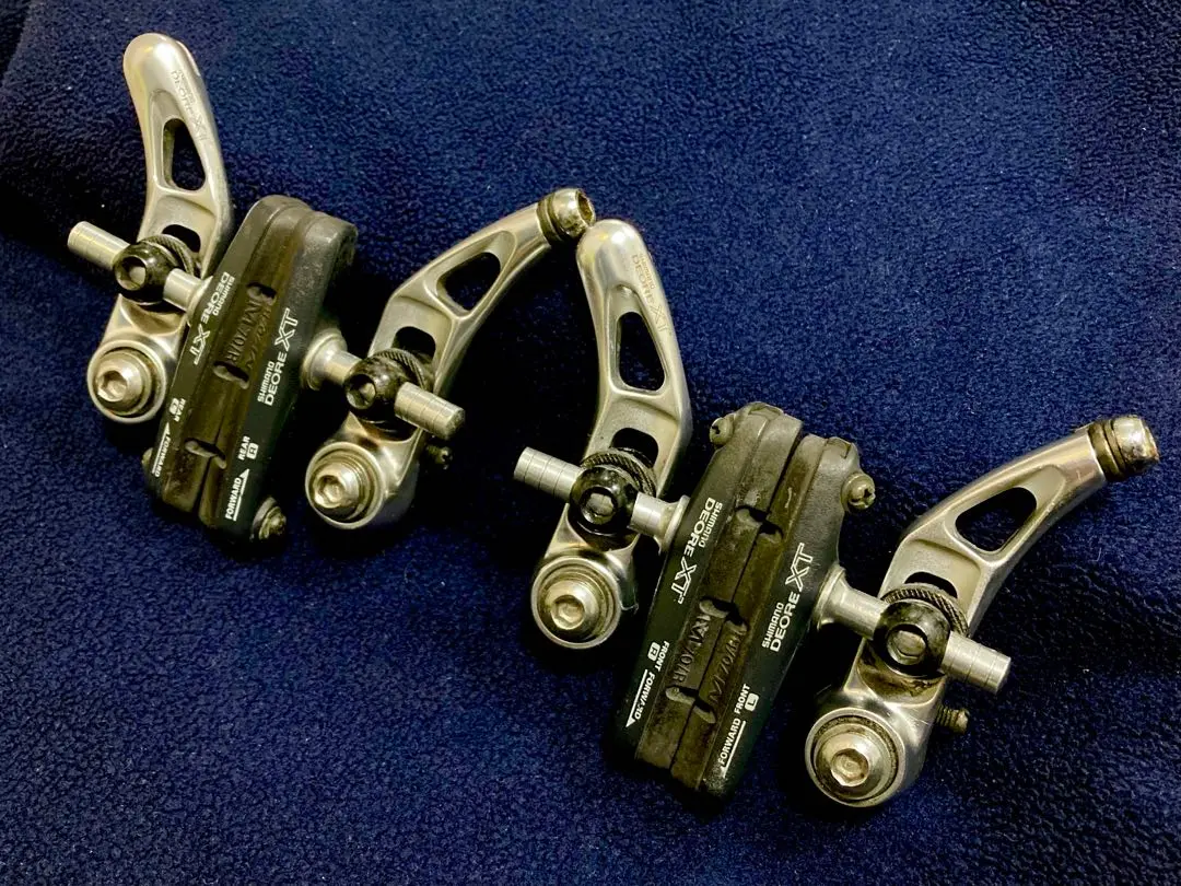 SHIMANO DEORE XT HB-M737、ARAYA RB-17 前後 SHIMANO DEORE XT HB-M737、ARAYA RB-17 前後