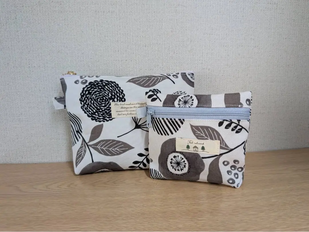 花紋化妝包套裝 大小2個 的縮圖