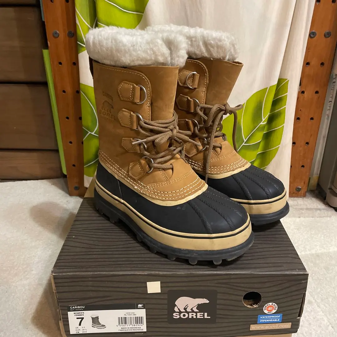 Thumbnail of Price reduced! SOREL CARNBOO snow boots, size 7 (24cm)