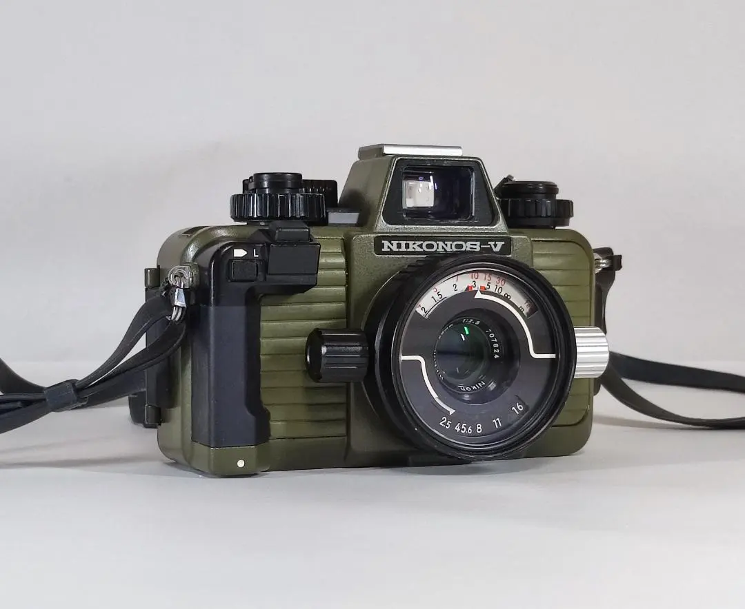 NIKONOS-V モスグリーン　水中カメラ ニコノスV[記憶に残る名機の実像] Vol.12 - PRONEWS : 動画制作