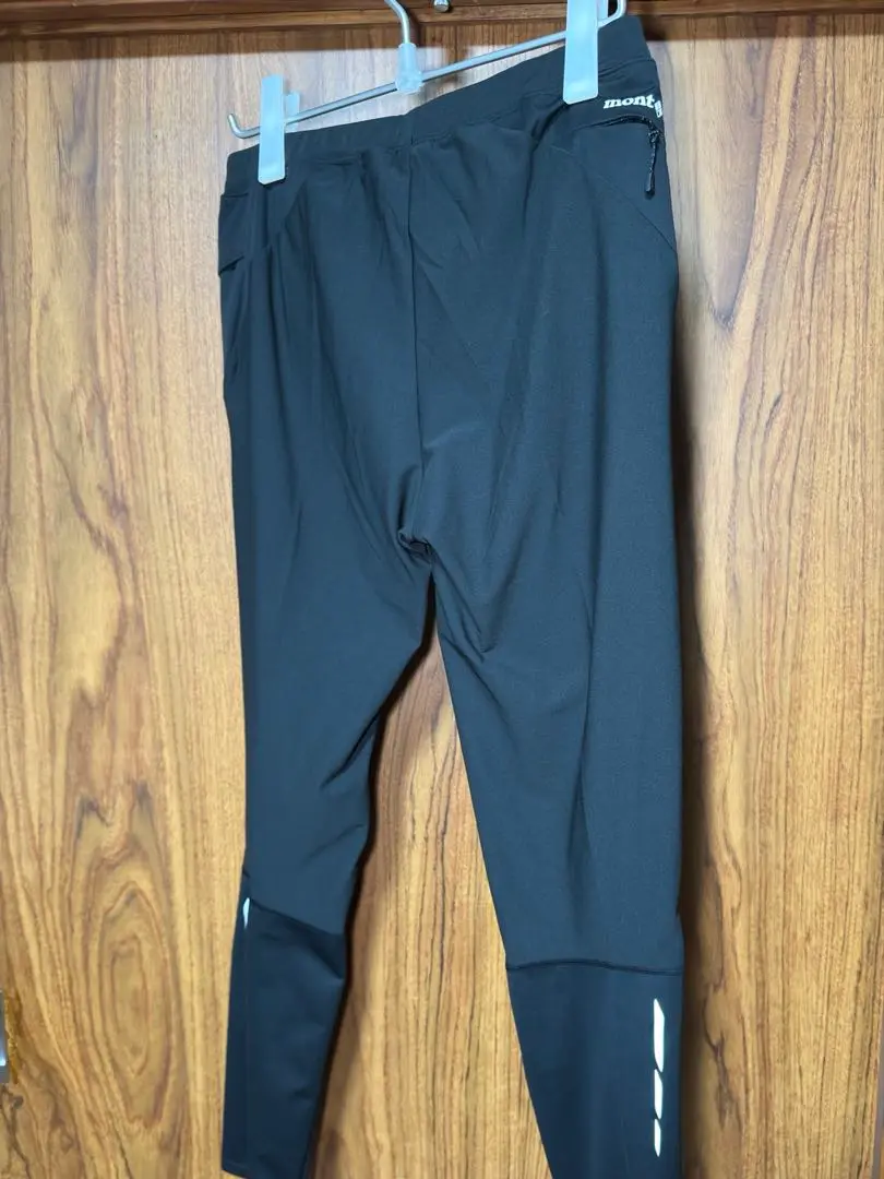 未着用　モンベル　クロスランナーパンツ　ストレッチ　防風　タイツ　薄手　黒　ＸＬ 未着用 モンベル クロスランナーパンツ ストレッチ 防風 タイツ