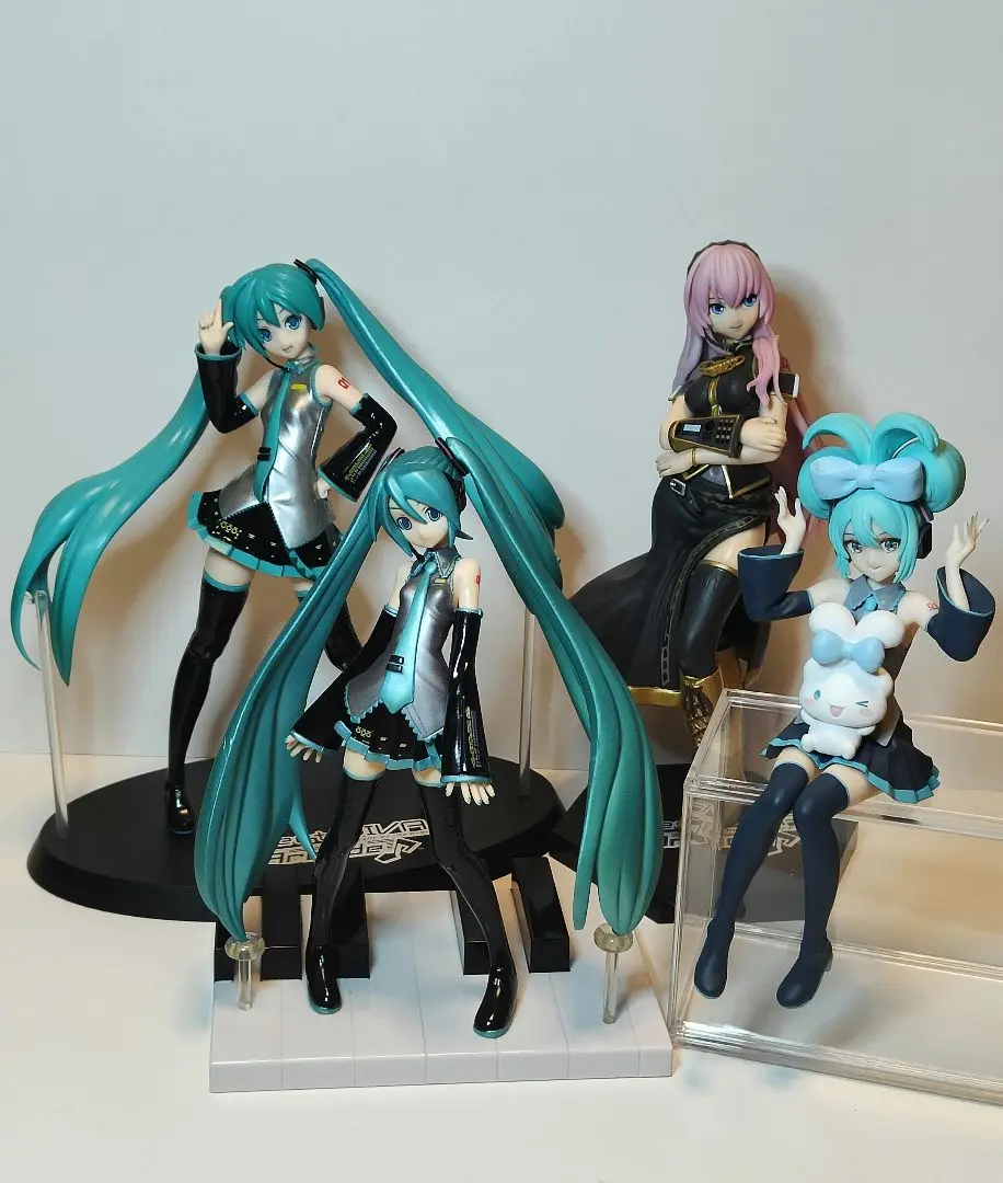 ルルルルルです！　新品未使用！　初音ミク！　鏡音リン！　フィギュアセット！ VOCALOID 初音ミク EX フィギュア 初音ミク & 鏡音リン 2体