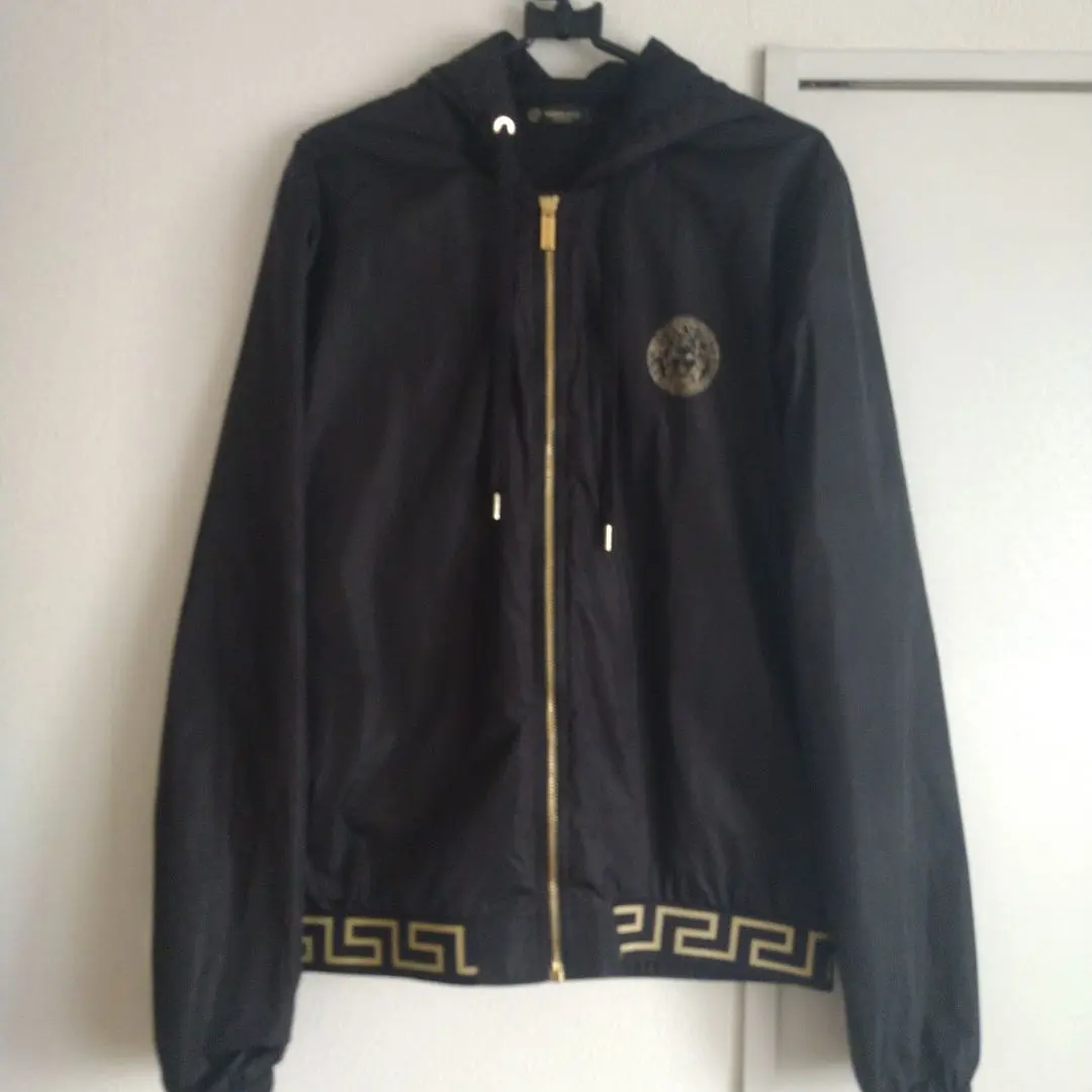 2025年最新】VERSACE タイプ：ジップアップ パーカーの人気