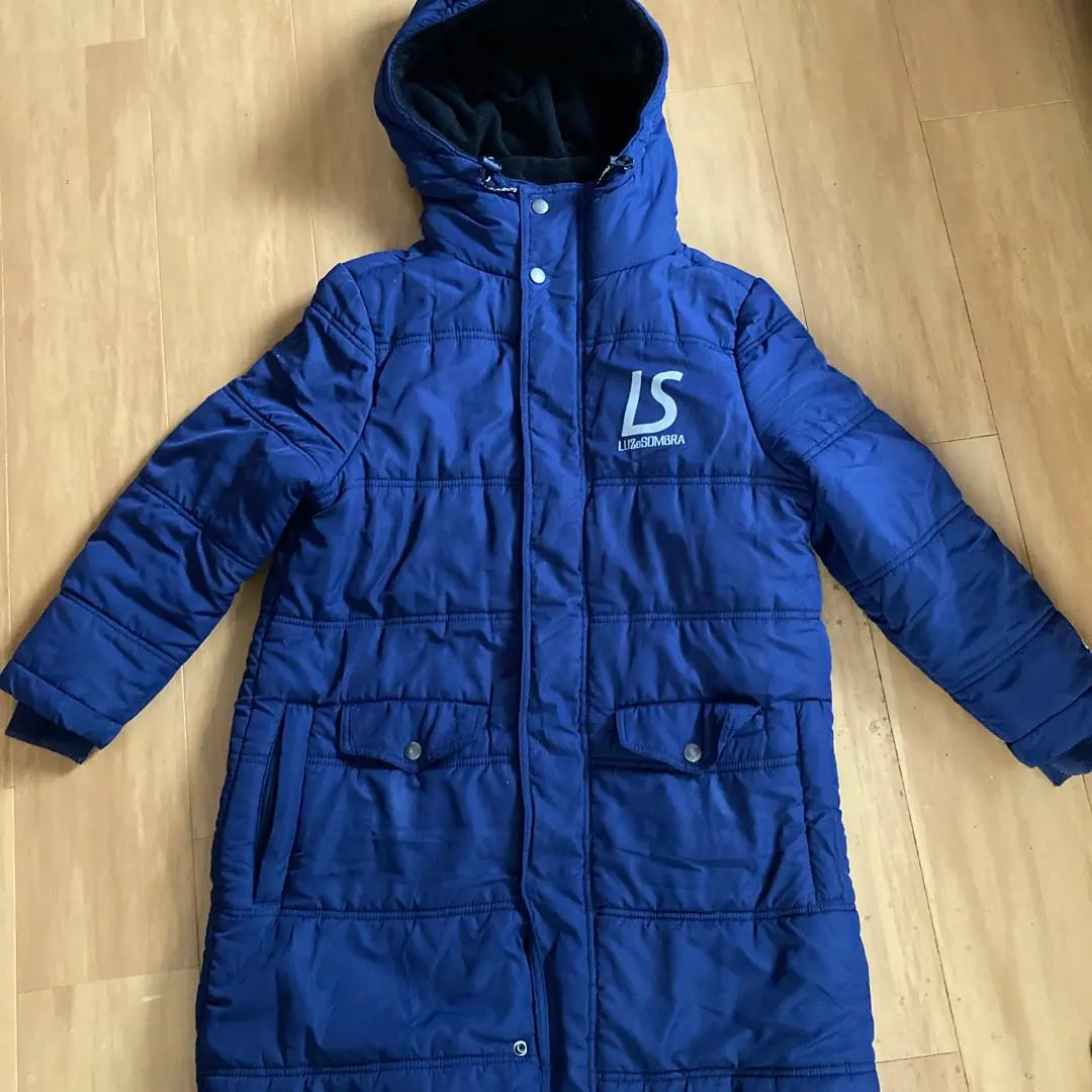 Thumbnail of Luz e Sombra Bench Coat, sizes 140-150